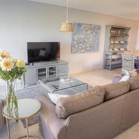 Villa Caleta Beach & Golf *