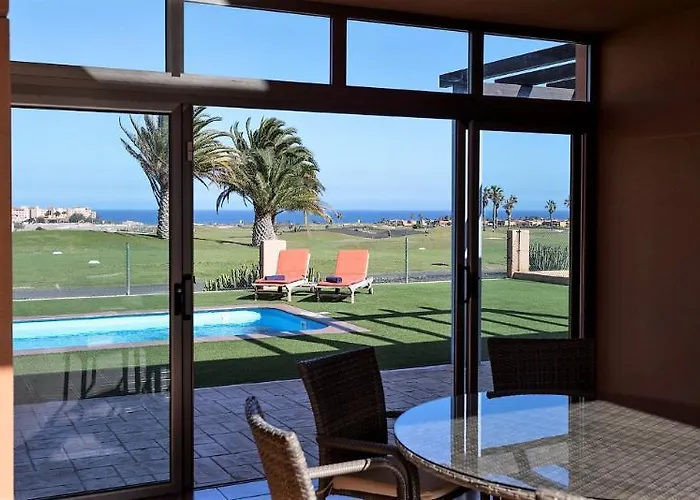 Caleta Beach & Golf * קוסטה דה אנטיגואה