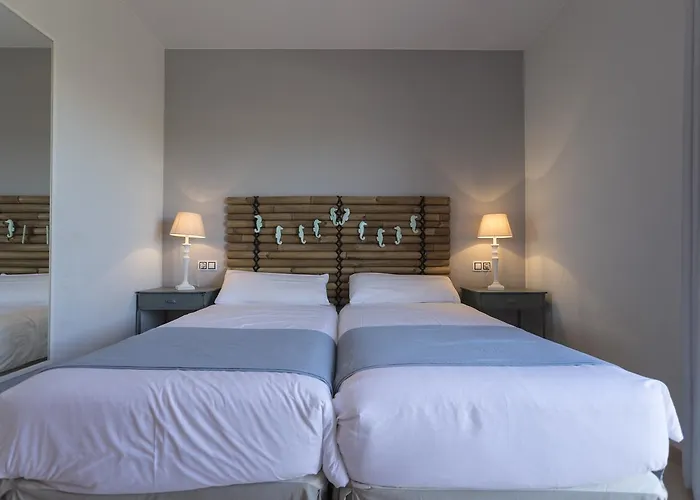 Caleta Beach & Golf * קוסטה דה אנטיגואה