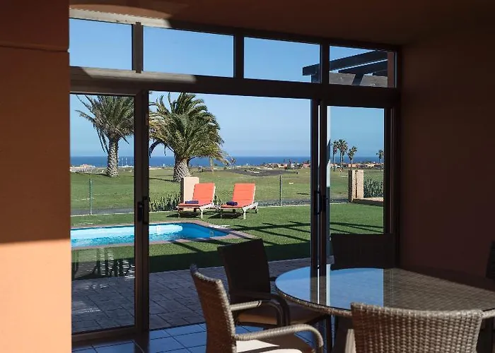 Caleta Beach & Golf * קוסטה דה אנטיגואה